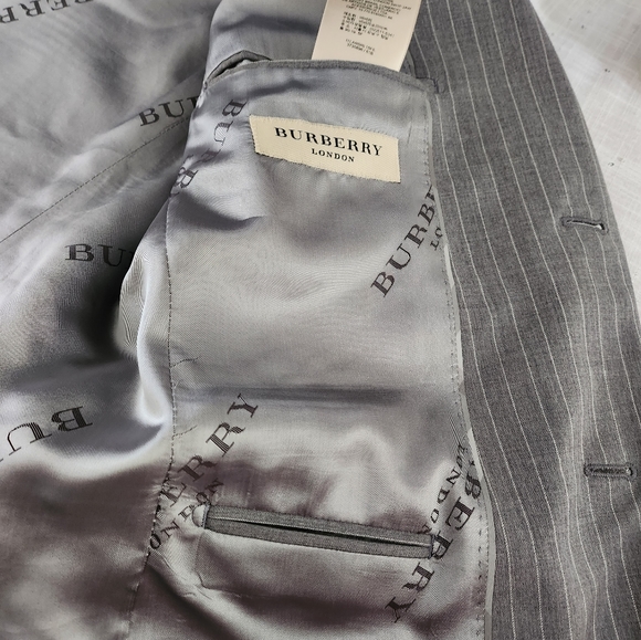 Burberry Blazer - Picture 10 of 16